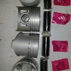 KIT PISTONS COMPLET 2.5TD sans segments