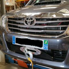 PLATINE SUPPORT DE TREUIL TOYOTA HILUX VIGO