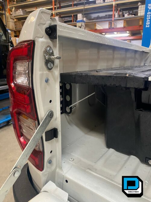 SYSTÈME TIROIR DECKED POUR ISUZU DMAX À PARTIR DE 2020
