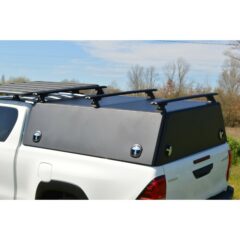 Option KIT BARRES DE TOIT RHINO RACK pour HARDTOP ROCKALU TOYOTA HILUX 2016+ KING CAB - EXTRA CAB BLACK